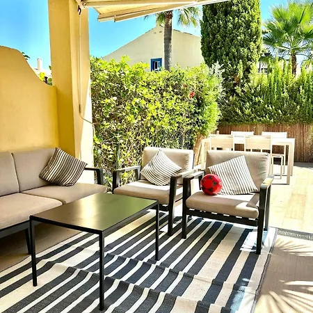 Town House Puerto Banus, 3 Min Walking From דירה מארבלה